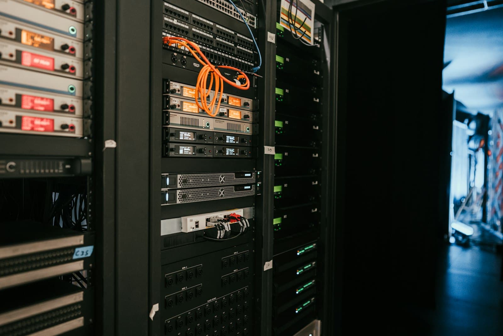 Data center server room representing Cloudxstreams' cloud infrastructure expertise